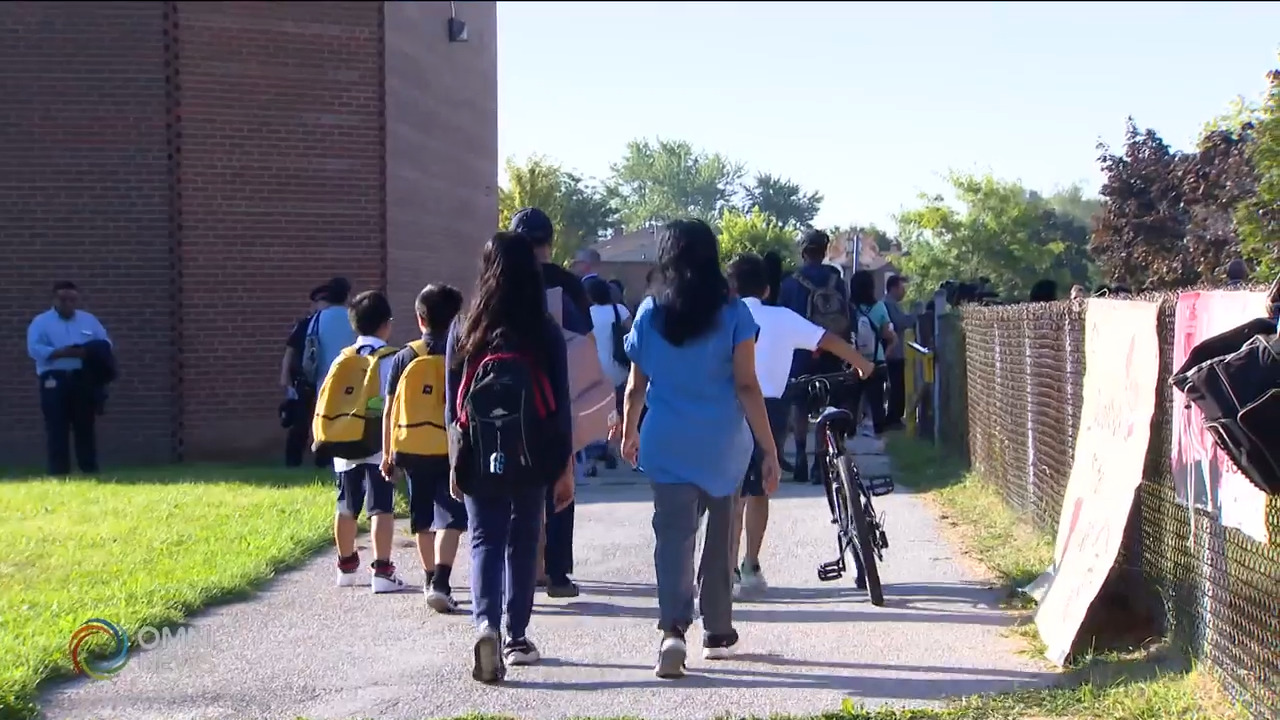 关注家长如何帮孩子处理负面情绪