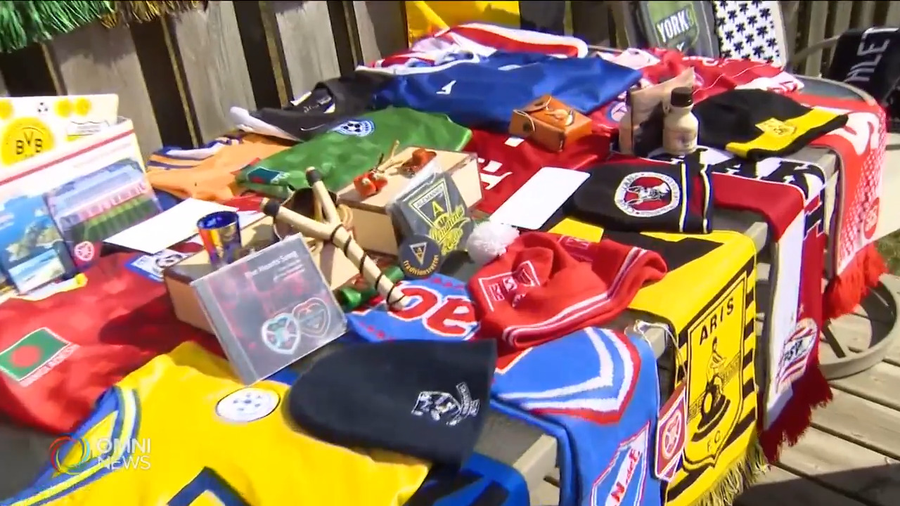 安省足球迷用枫糖浆同全球球迷交流 － Mar 19, 2021