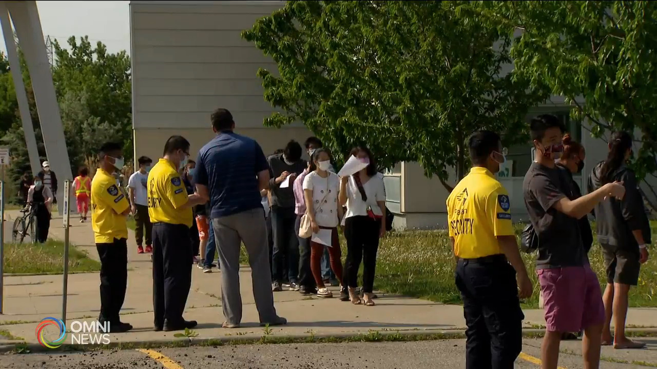 華人教會設臨時疫苗注射站 -- May 25, 2021 (ON)