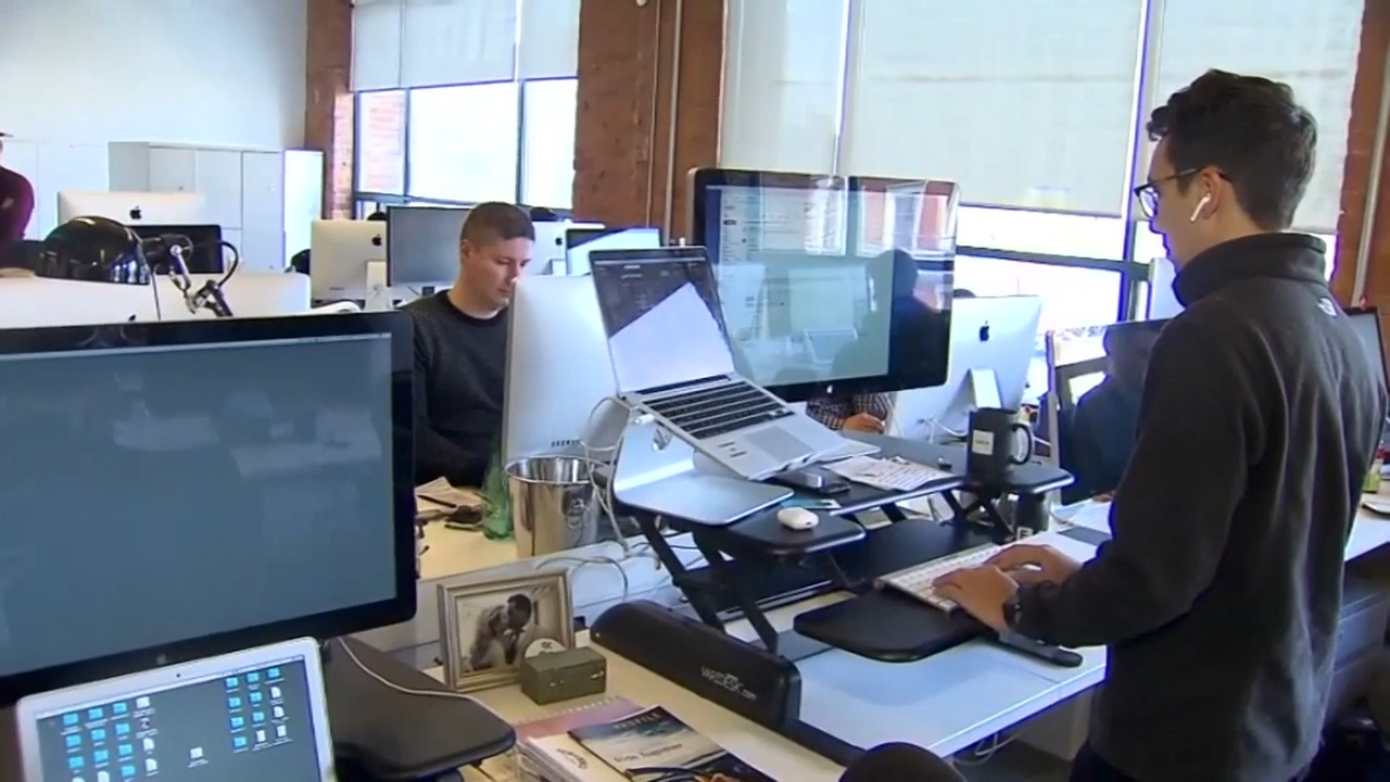 关注人工智能挑战高等教育