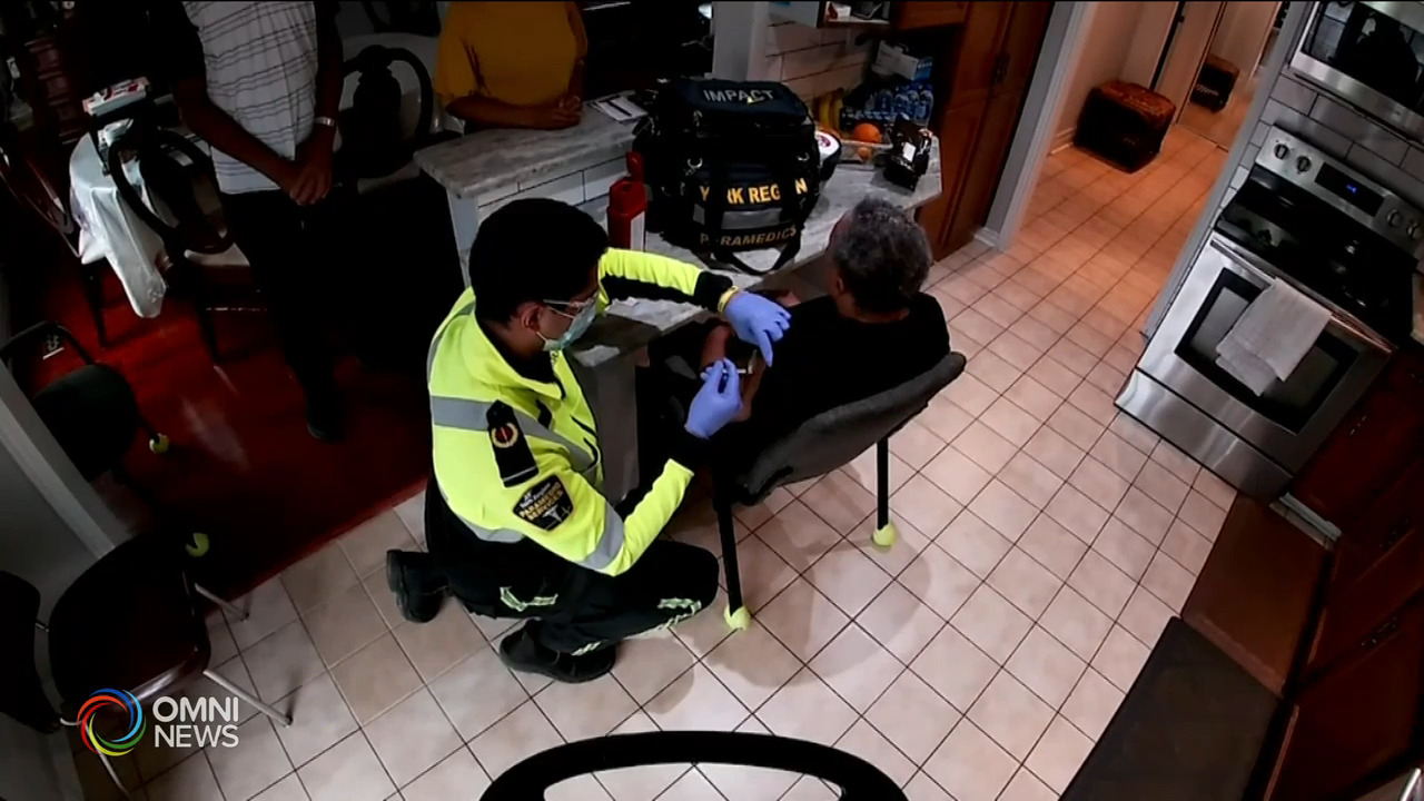 約克區緊急救傷隊上門注射疫苗 -- Jun 02, 2021 (ON)