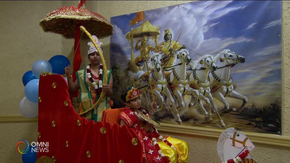 Sneak peek into the life of Shri Krishna through Jhankis
