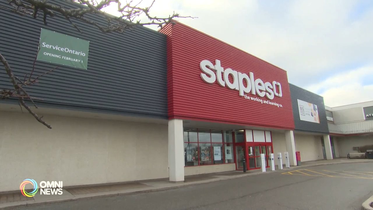 ServiceOntario 转往文具店 Staples 引起争议 - OMNI