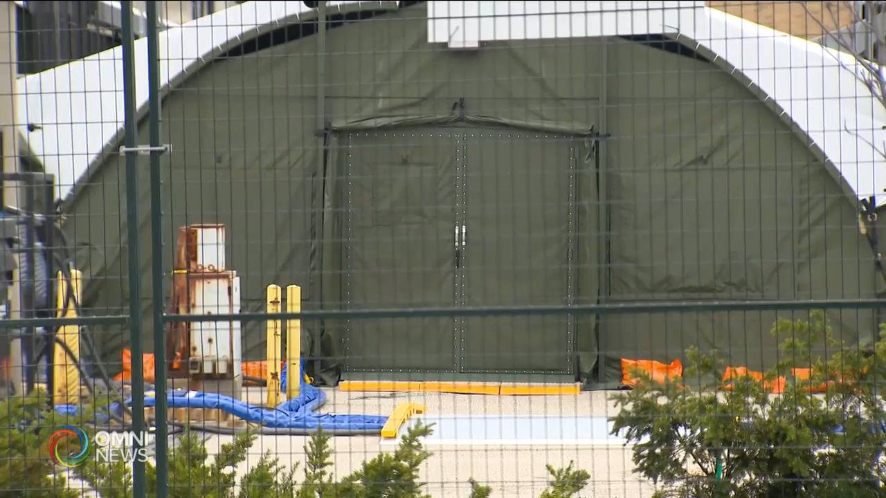 新寧醫院停車場搭建的臨時病床月底啟用 -- Apr 15, 2021 (ON)