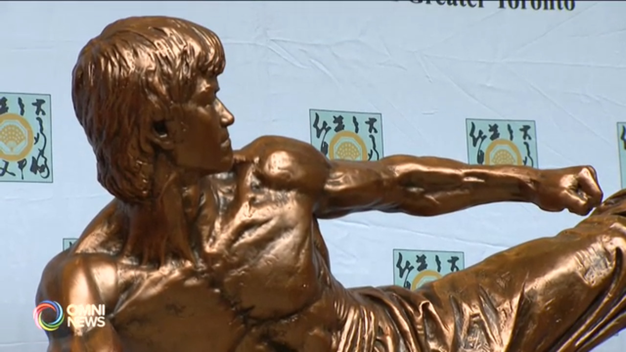 香港雕塑家朱达诚多伦多作品展